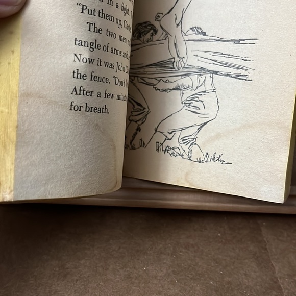 Paperback “Abe Lincoln - Gets His Chance” by Frances Cavanah - Picture 15 of 16